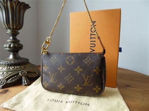 louis vuitton mini pochette accesories|louis vuitton mini monogram.